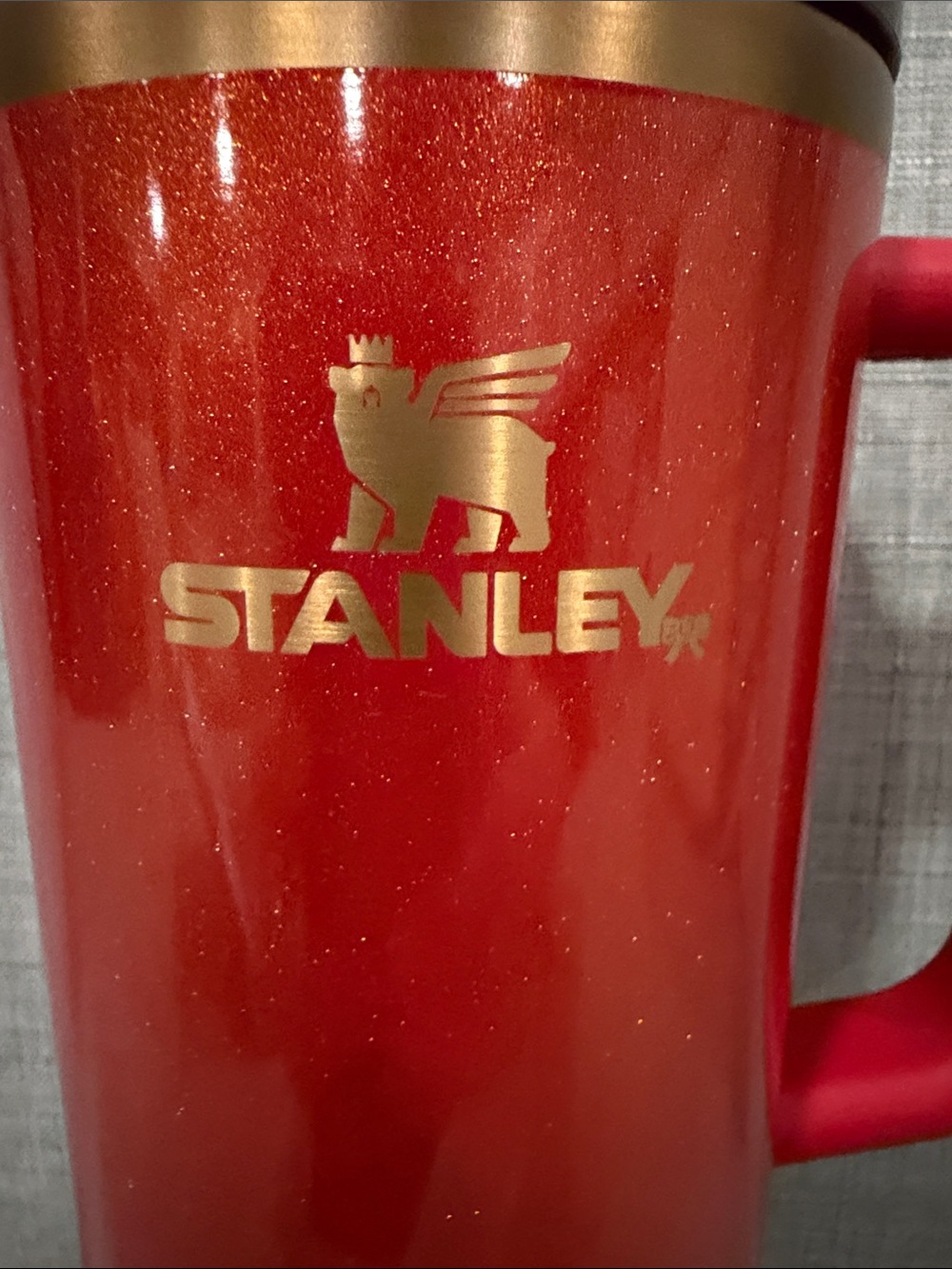 Stanley Limited Edition Scarlet Tinsel 40 oz. Quencher Cup - Picture 2 of 6